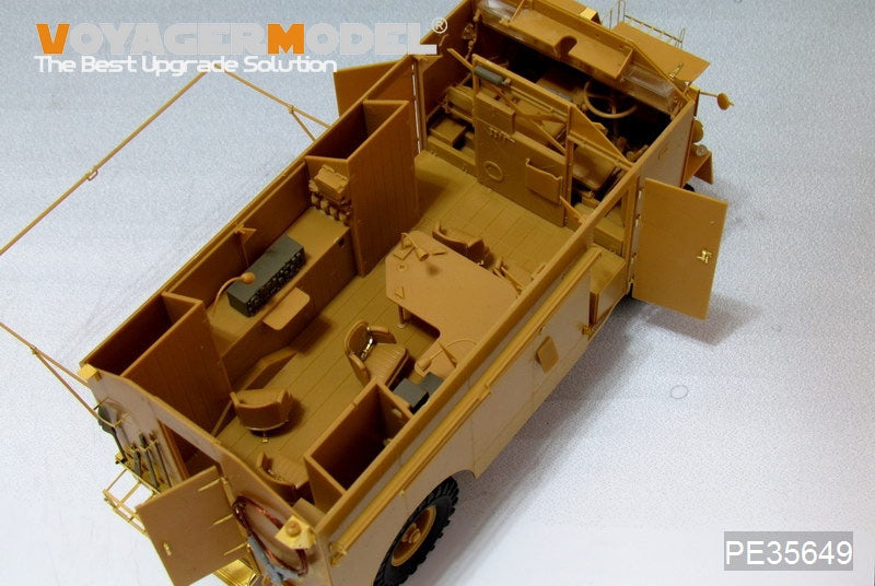 Voyager Model PE35649 WWII British AEC 4x4 Armored Command Vehicle&amp;quot;Dorchester&amp;quot; For AFV 35227 1/35 – imagen 3