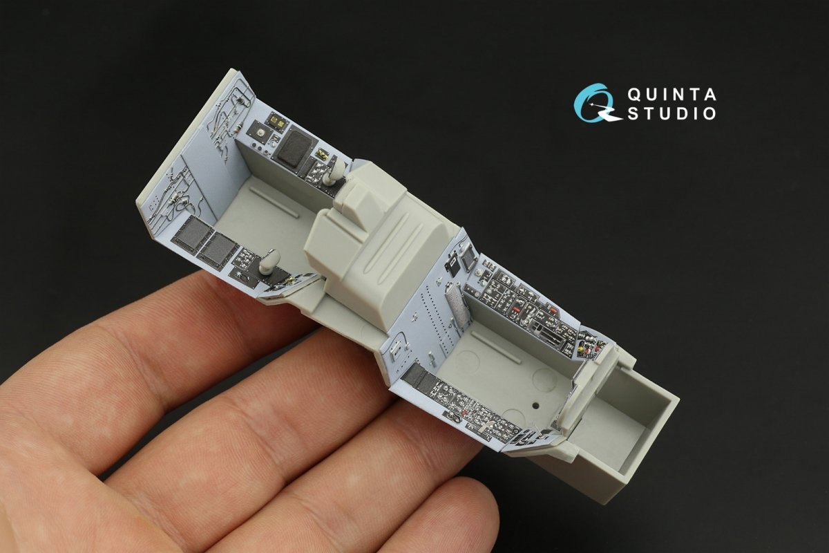 Quinta Studio QD32100 F/A-18F late / EA-18G 3D-Printed &amp;amp; coloured Interior on decal paper (Trumpeter) 1/32 – immagine 8