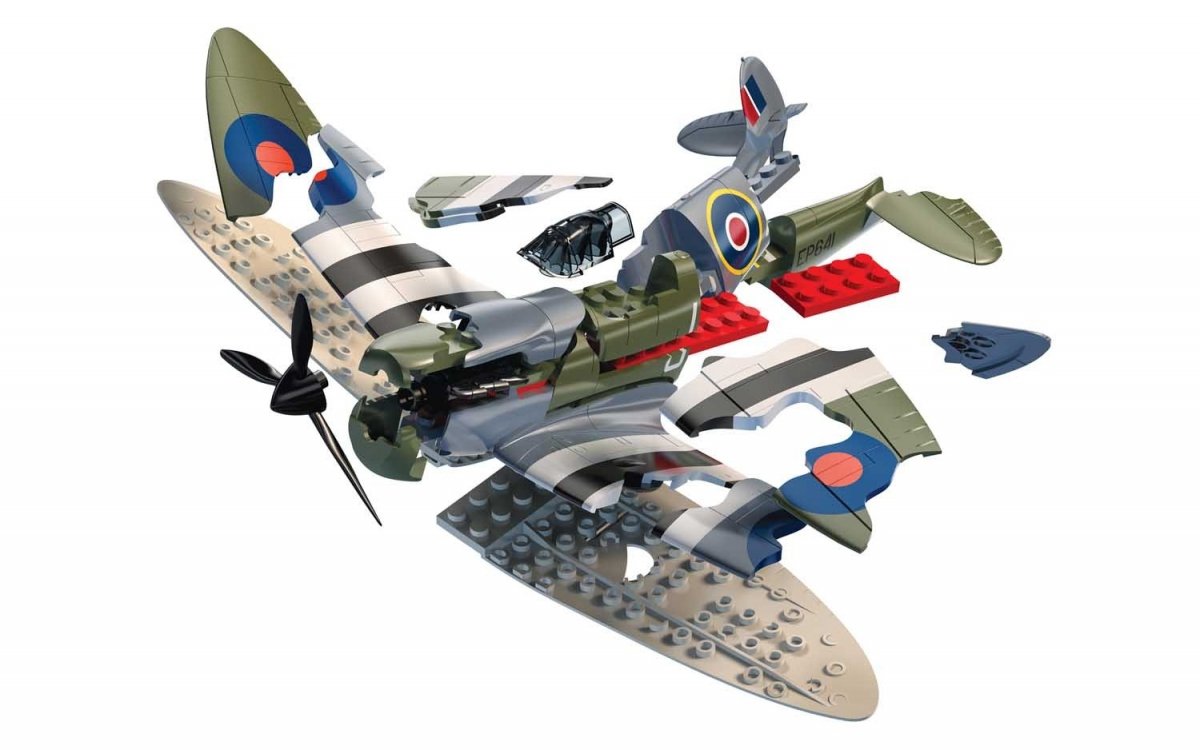 Airfix 6045 QUICKBUILD D-Day Spitfire – image 3