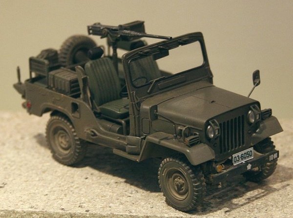 Fine Molds FM35 JGSDF Type 73 Light Truck (with Machine Gun) 1/35 – imagen 4