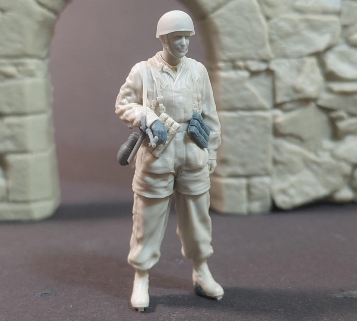 Panzer Art FI35-244 Fallschirmjager allemand au repos No1 1/35 – image 2
