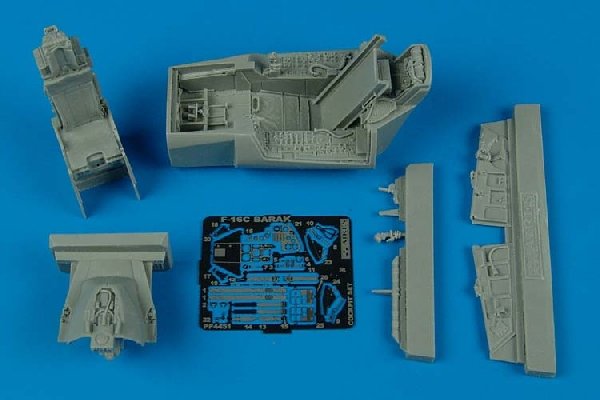 Ensemble de cockpit Aires 4451 F-16C Barak au 1/48 Hasegawa