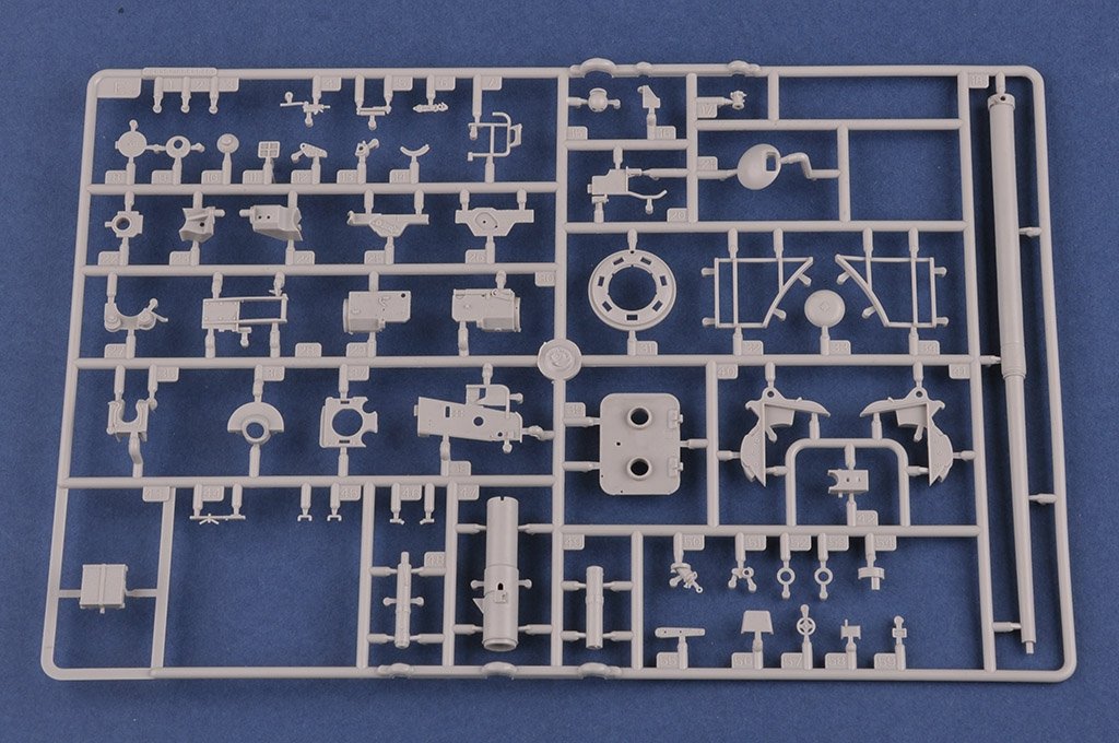 Hobby Boss 84530 German Sd.Kfz.182 King Tiger Porsche Turret w/ Zimmerit 1/35 – imagen 8
