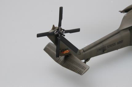 Hobby Boss 87216 UH-60A Blackhawk (1/72)  – image 5