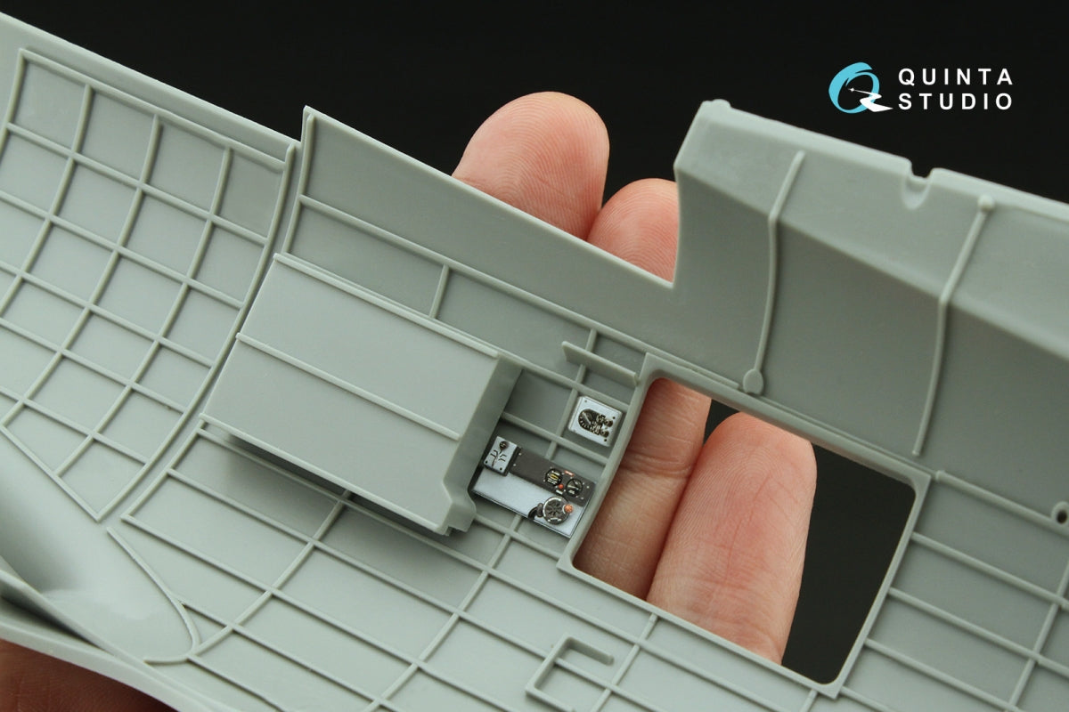 Quinta Studio QD32226 Boeing B-17G Navigator, bombardier, waist and tail gunners compartments. 3D-Printed coloured Interior (HK models) 1/32 – Bild 7