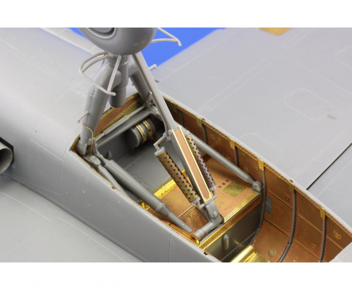 Eduard 32325 He 219 undercarriage 1/32 Revell – imagen 7
