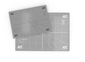 AK Interactive AK8209-A4 SCALE CUTTING MAT A4 – immagine 2