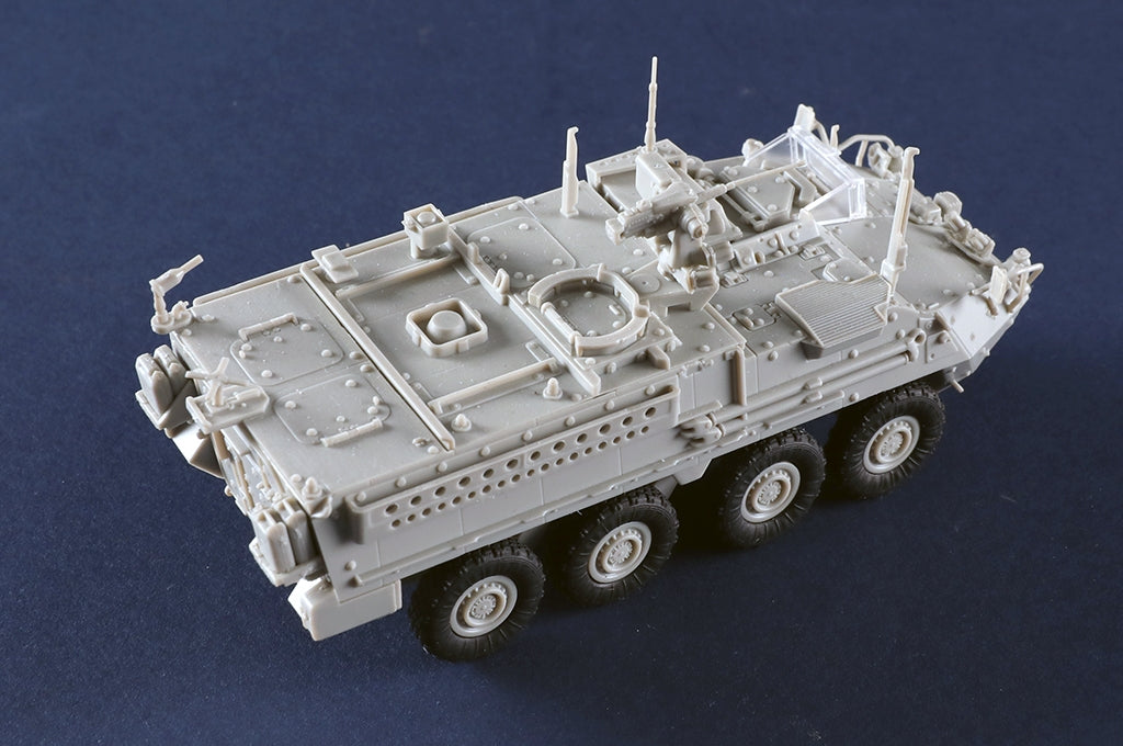 Trumpeter 07423 M1130 Stryker Véhicule de commandement 1/72 – image 5