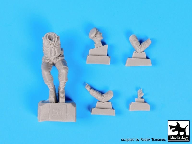 Black Dog F35097 British paratrooper driver 1/35 – imagen 3