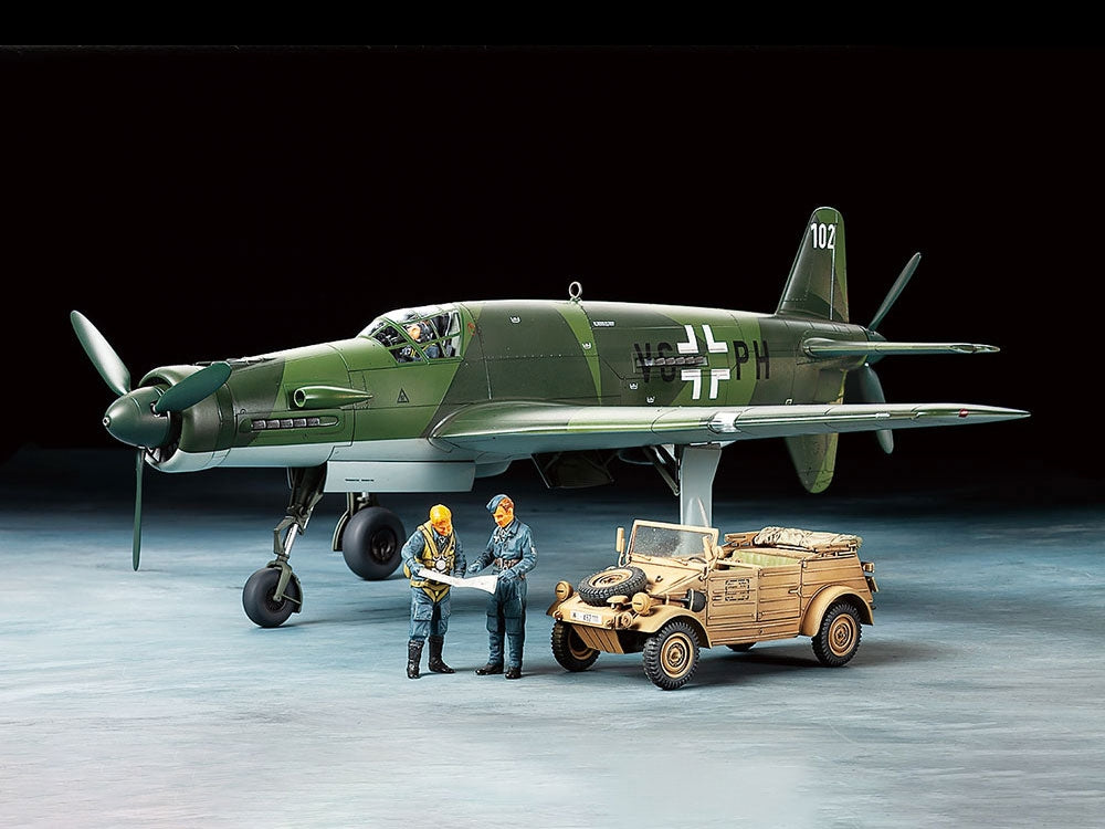 Tamiya 25206 Dornier Do335A Pfeil &amp;amp; Kubelwagen Type 82 Set 1/48