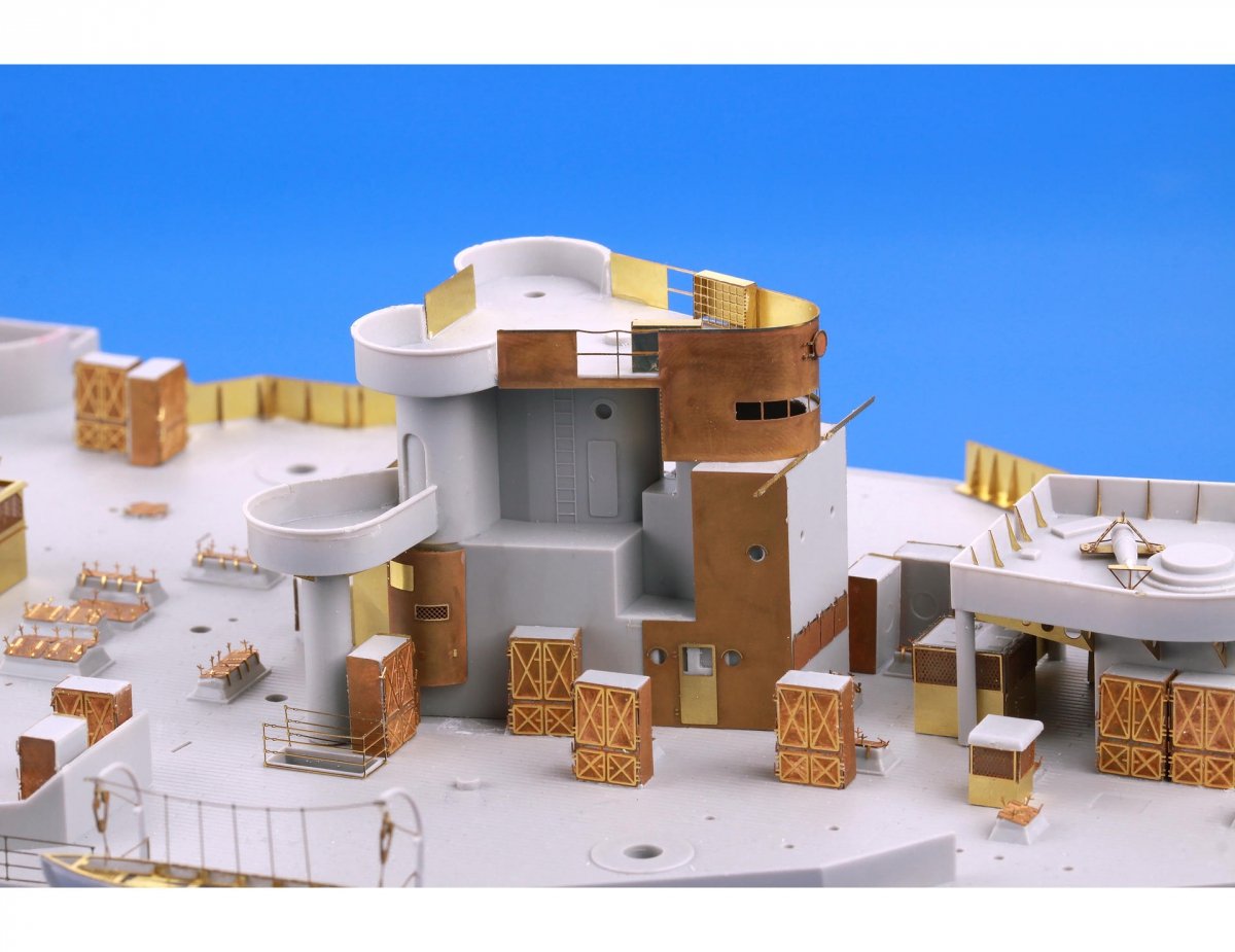 Eduard 53194 HMS Hood pt. 6 superstructure TRUMPETER 1/200 – imagen 3