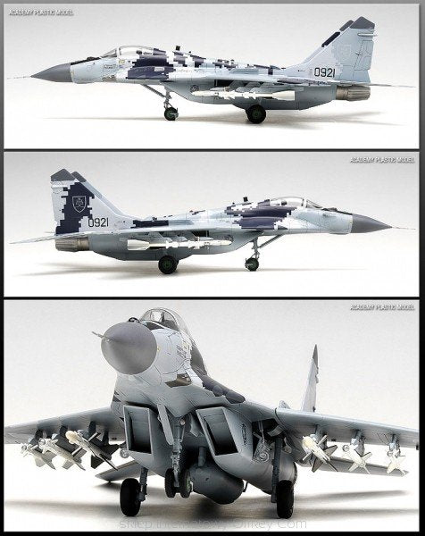Academy 12227 Mig-29 AS Force aérienne slovaque (1/48) – image 3