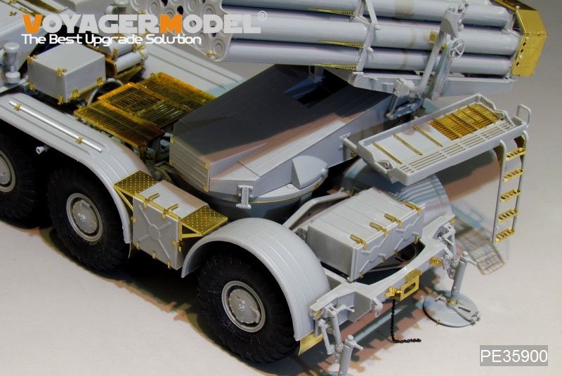 Voyager Model PE35900 Modern Russian 9P140 TEL of 9K57 Uragan(BM-27) MLRS Basic For TRUMPETER 1/35 – imagen 13