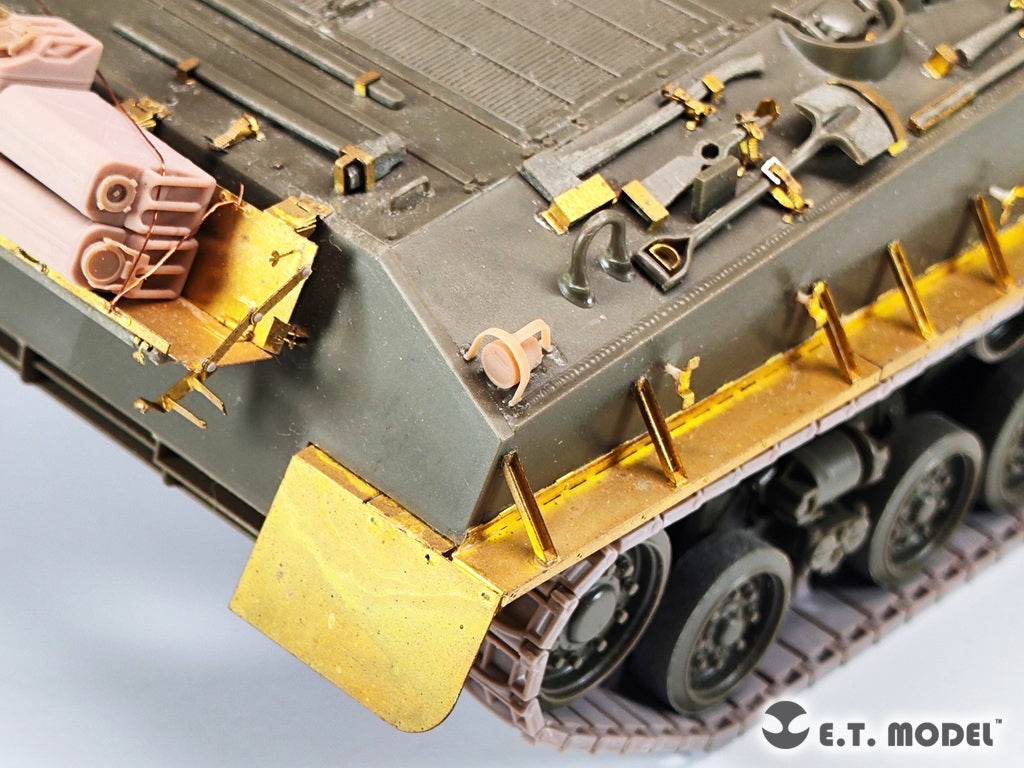 E.T. Model P35-260 Lights Set with Guards for U.S.Army M4 Sherman 1/35 – imagen 10