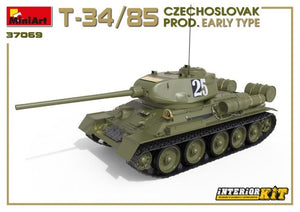 Miniart 37069 T-34/85 Production tchécoslovaque Type précoce 1/35 – image 4
