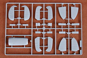 Trumpeter 02413 Spitfire MK.VI 1/24 – zdjęcie 9
