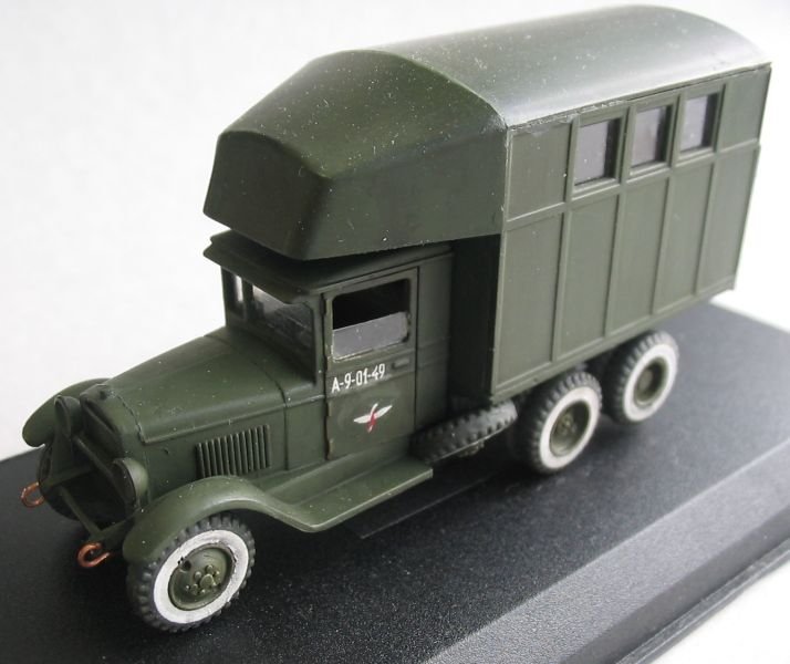PST 72024 PARM-2 Field Aircraft Repair Shop 1/72 – imagen 2