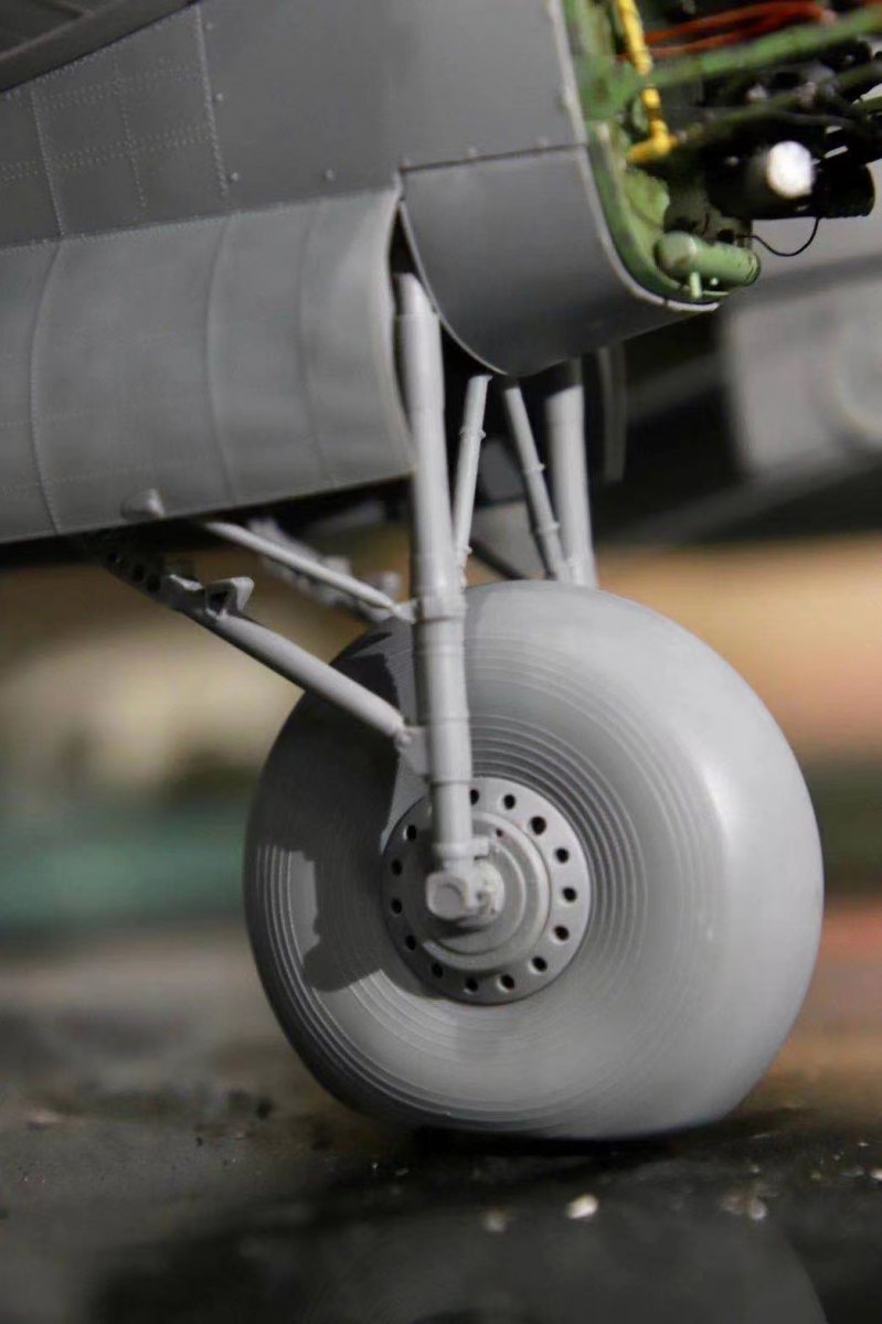 Border Model BF-010 Avro Lancaster B Mk.I/III with full Interior 1/32 – Bild 4