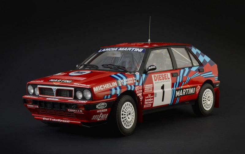 Italeri 4712 Lancia Delta HF Integrale Sanremo 1989 1/12 – Bild 4
