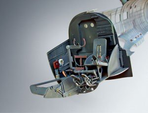 Revell 04696 Heinkel He 111 P (Bataille d&amp;#39;Angleterre) (1/32) – image 12