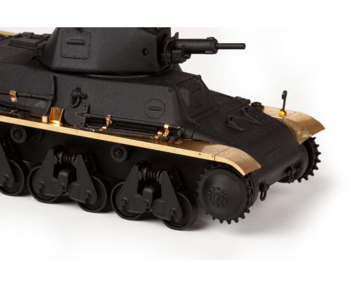 Eduard 36536 H39 French Light Tank TAMIYA 1/35 – immagine 10
