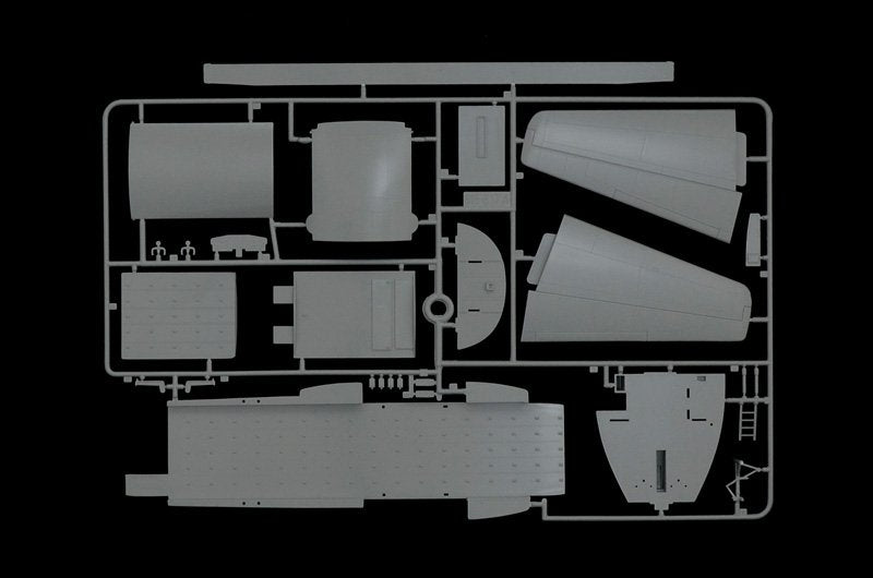 Italeri 2746 C-130J C5 HERCULES 1/48 – image 4
