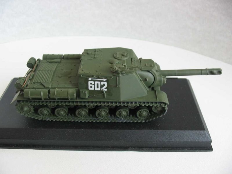 PST 72004 Self-propelled assault gun ISU-152 1/72 – zdjęcie 3