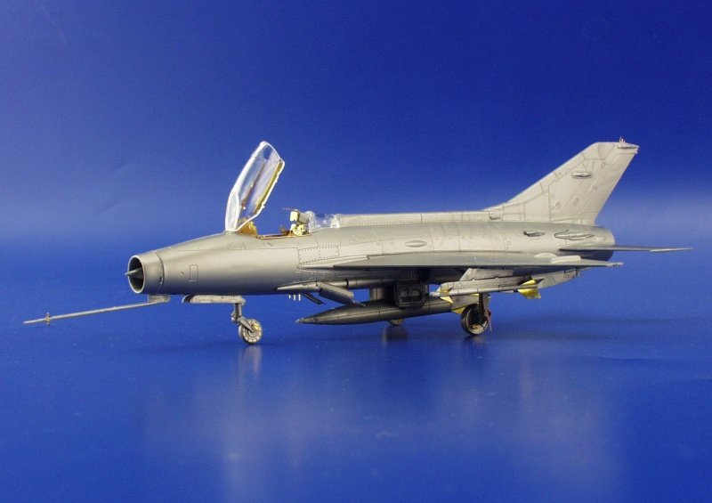 Eduard 73260 MiG-21F-13 Fishbed C 1/72 REVELL – Bild 4