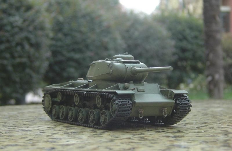 PST 72008 KV-85 Heavy Tank 1/72 – zdjęcie 7