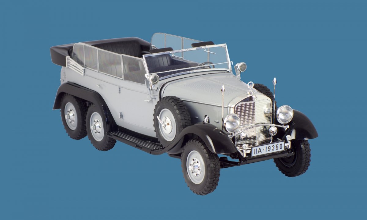 ICM 24011 Typ G4 (1935 Production) WWII German Personnel Car 1/24 – imagen 3