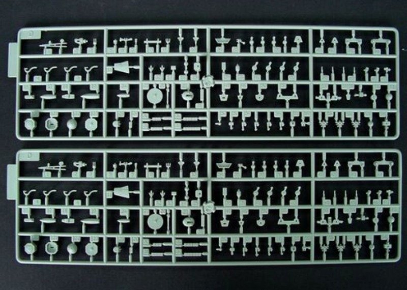 Trumpeter 05710 USSR Navy P. Velikiy Battle Cruiser 1/700 – imagen 6