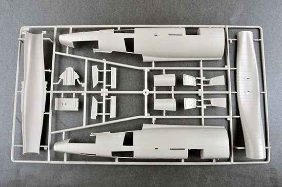 Trumpeter 03221 F-100C Super Sabre 1/32 – image 19