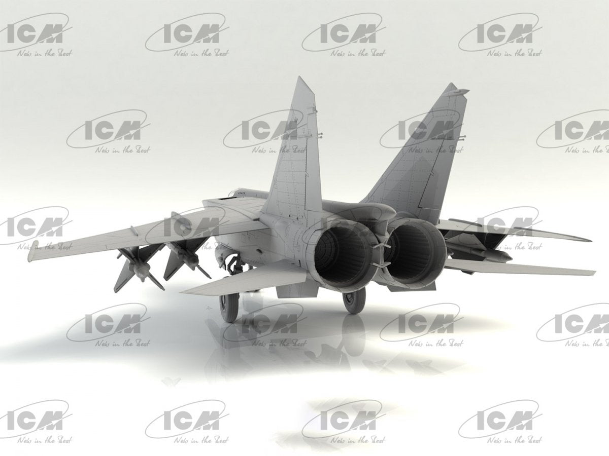 ICM 72177 MiG-25PD Chasseur intercepteur soviétique 1/72 – image 3