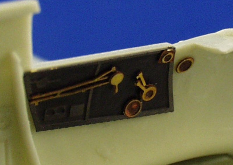 Eduard SS218 Hurricane Mk. IIC 1/72 REVELL – imagen 2