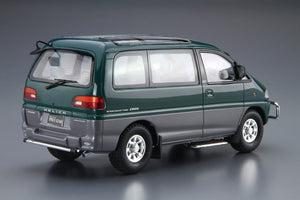 Aoshima 05667 Mitsubishi PE8W Delica Space Gear &amp;#39;96 1/24 – imagen 3