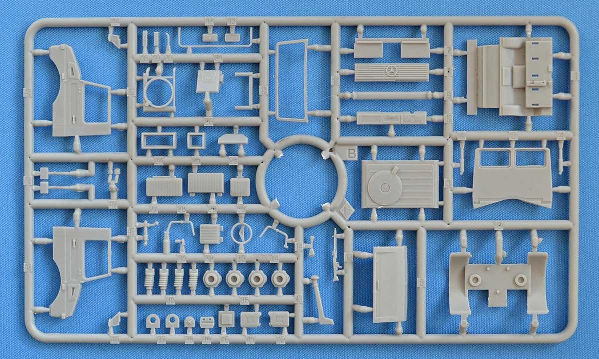 ACE 72458 JACAM 4x4 Unimog for long-range patrol missions 1/72 – Bild 5