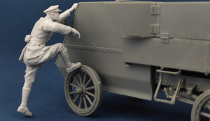 Copper State Models F35-031 Canadian Motor MG Brigade Crewman getting in 1/35 – imagen 2
