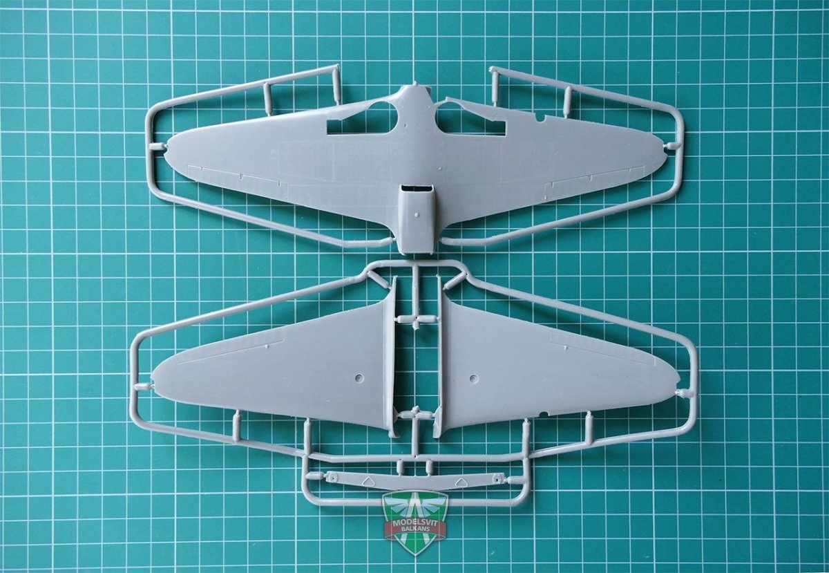 Modelsvit 4801 Yak-1B Soviet fighter 1/48 – image 5