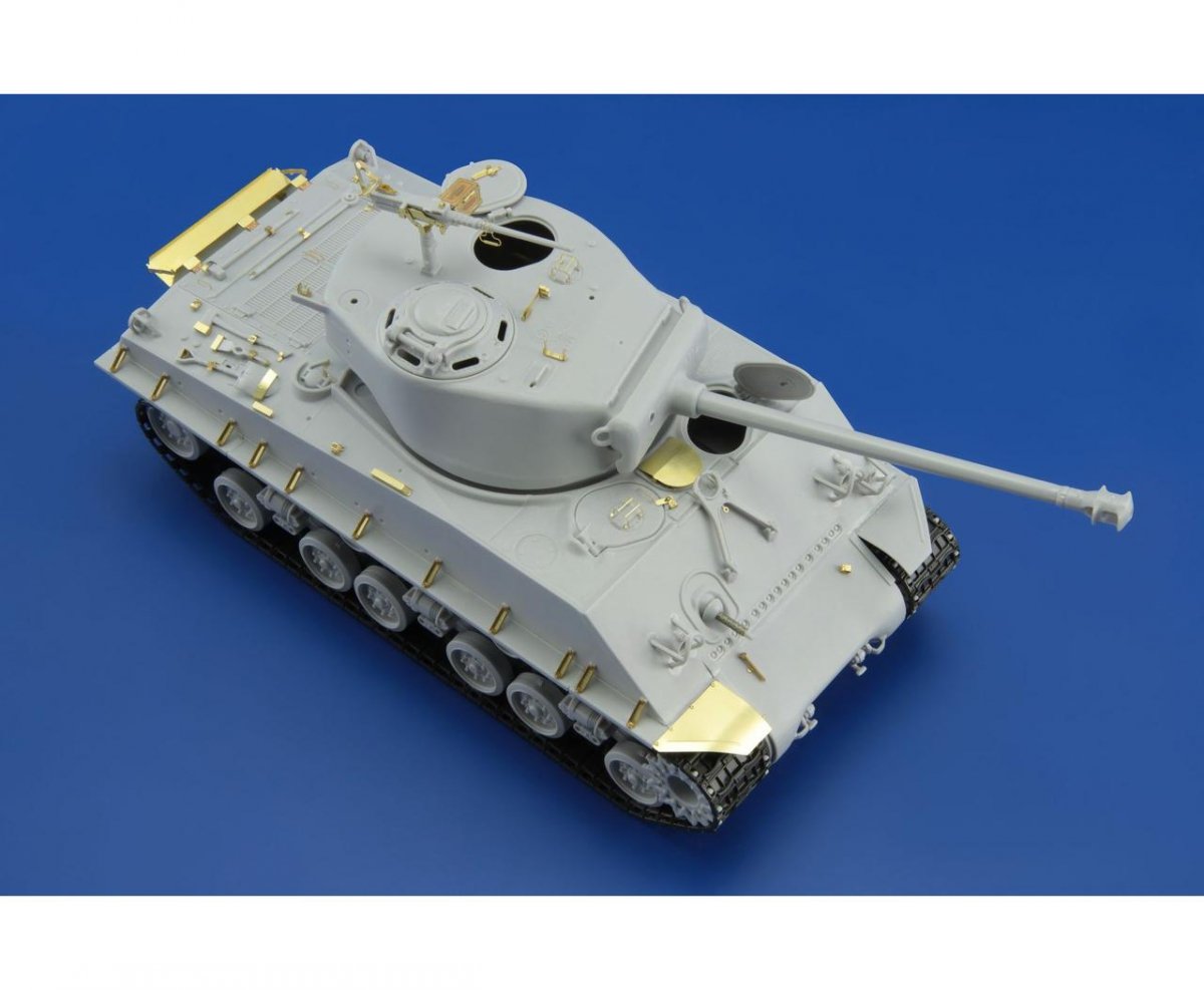 Eduard 36334 M4A3E8 TAMIYA 1/35 – image 7