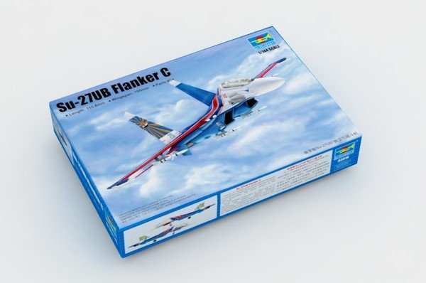 Trumpeter 03916 Russian Su-27UB Flanker C 1/144 – Bild 2