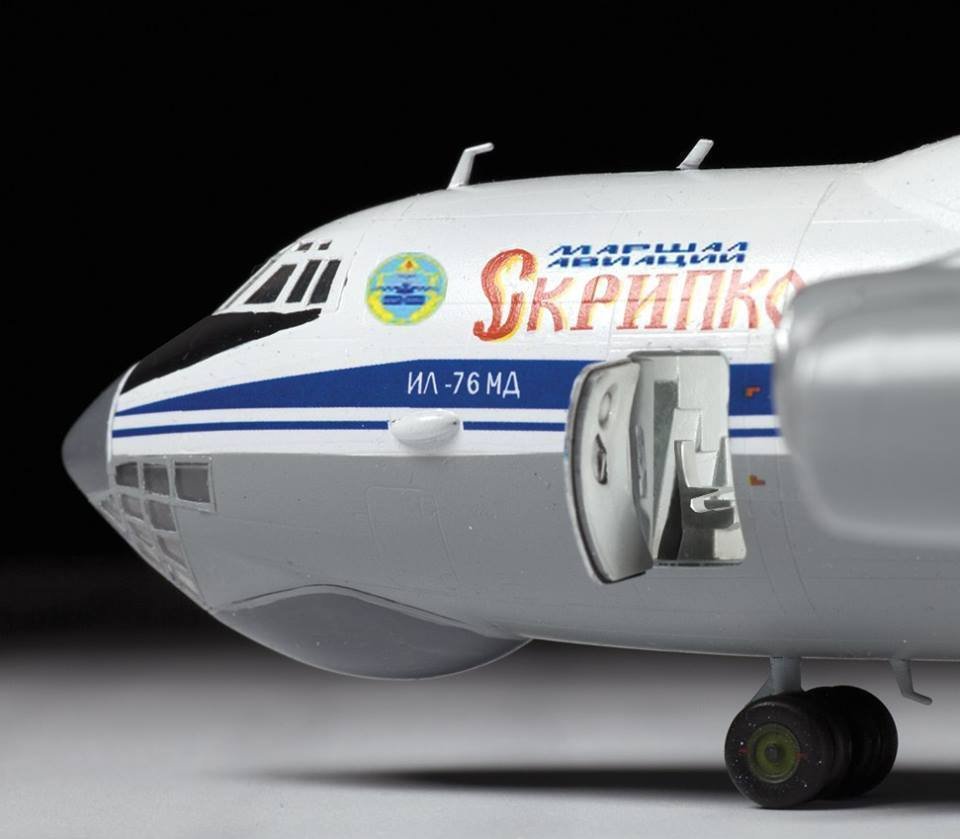 Zvezda 7011 Russian strategic airlifter Il-76MD 1/144 – imagen 3