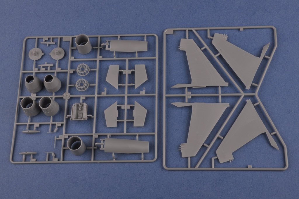 Hobby Boss 81714 Su-30MKK Flanker G 1/48 – imagen 6