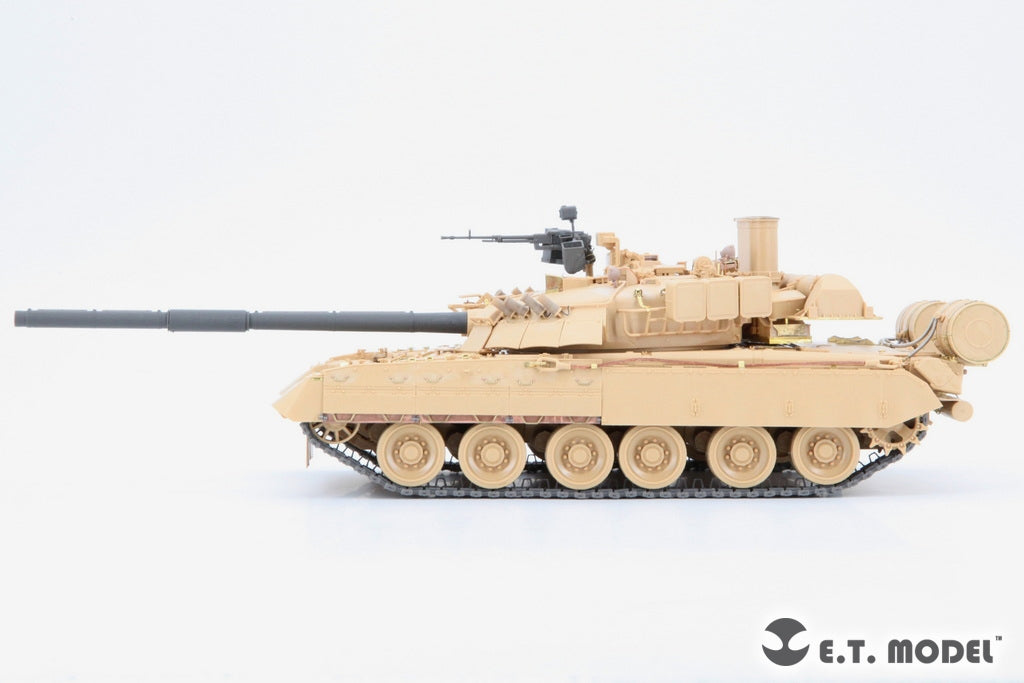 E.T. Model E35-320 Russian T-80U Main Battle Tank 1/35 – imagen 6