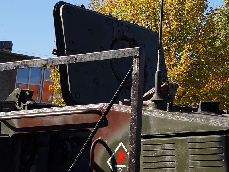 Eureka XXL ER-3550 Towing cable and aerial base for T-90 Russian MBT 1/35 – zdjęcie 5