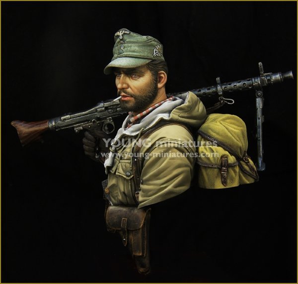 Young Miniatures YM1860 SS GEBIRGSJAGER WWII 1/10 – image 3