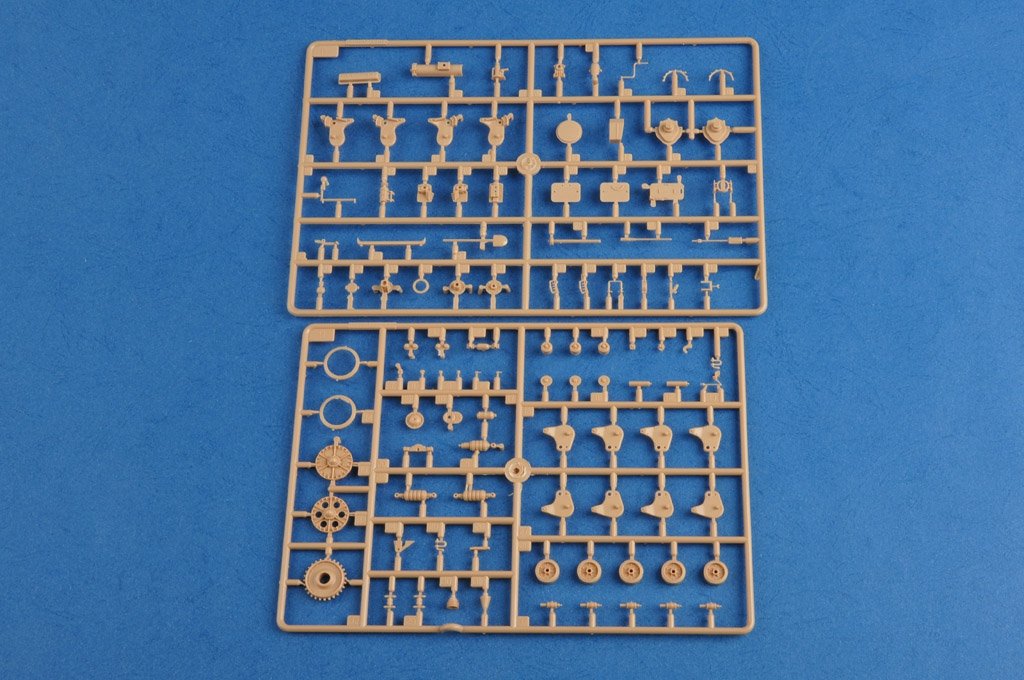 Hobby Boss 83809 Befehlsfahrzeug auf Fgst. Pz.Kpfw.35 R 731(f) 1/35 – Bild 8