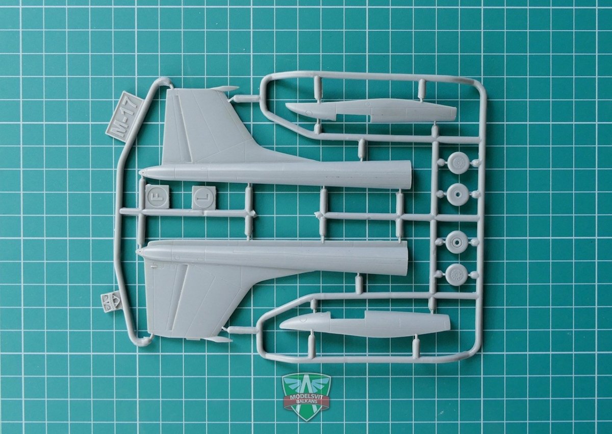 Modelsvit 72024 Myasishev M-17 &amp;quot;Stratosphera&amp;quot; 1/72 – Bild 7