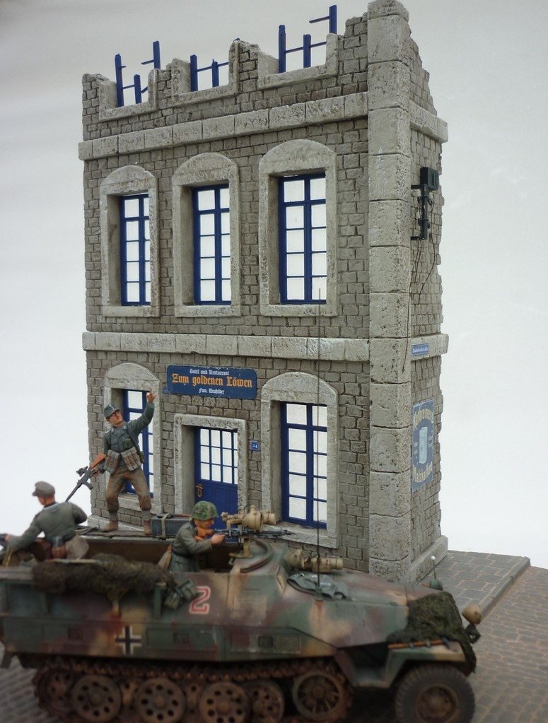 RT-Diorama 35197 Diorama-Base: &amp;quot;Street Corner&amp;quot; 1/35 – imagen 4