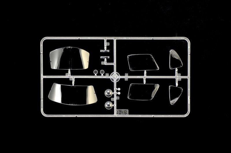 Italeri 3612 Mercedes-Benz 300SL Gullwing 1/16 – zdjęcie 8