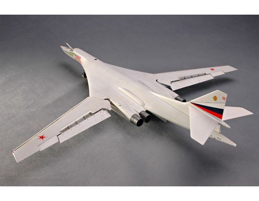 Trumpeter 01620 Tu-160 BLACKJACK 1/72 – immagine 3